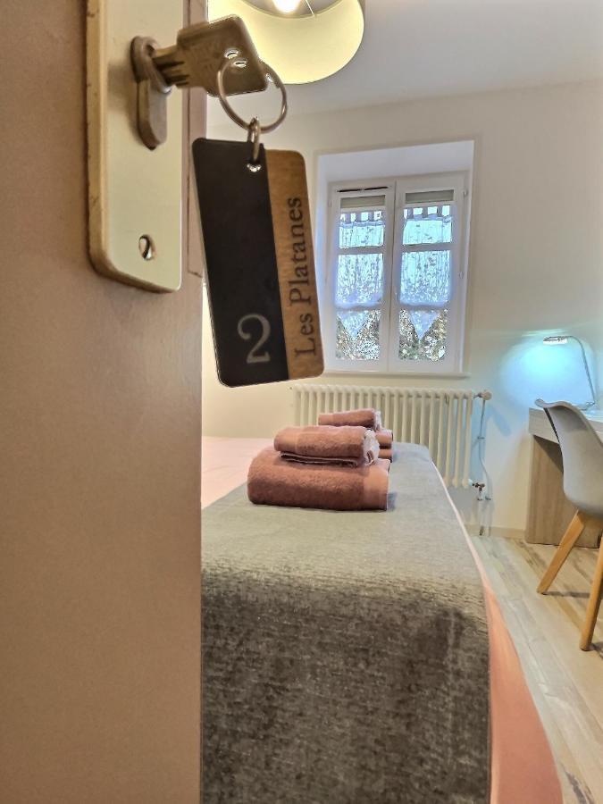Les Platanes Hotel Gorrevod Buitenkant foto